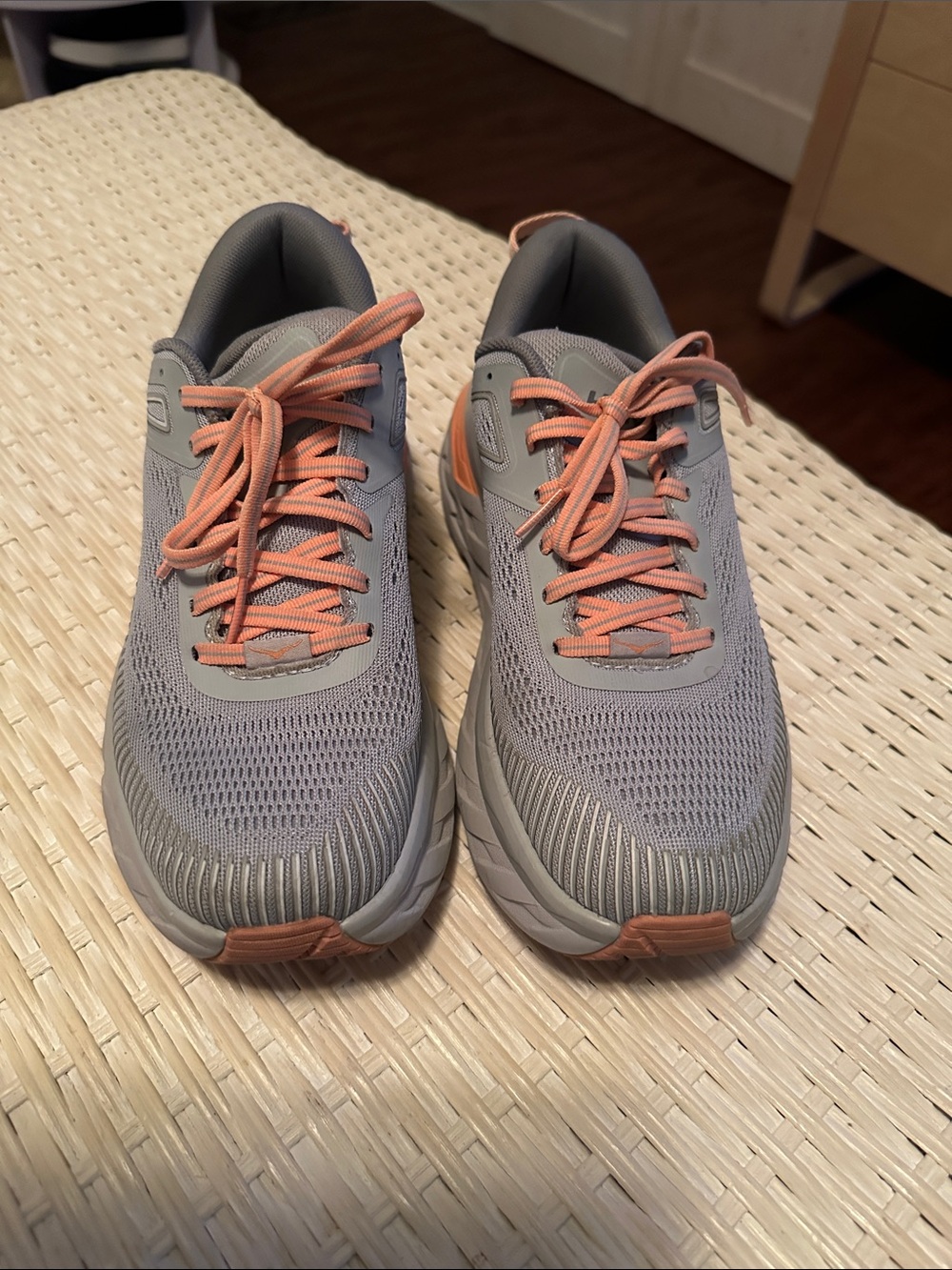 Hoka One One Gray Sneakers Bondi 7, Sz 8, EUC